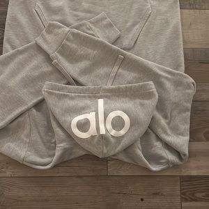 Alo Yoga Caliber Hoodie worn once